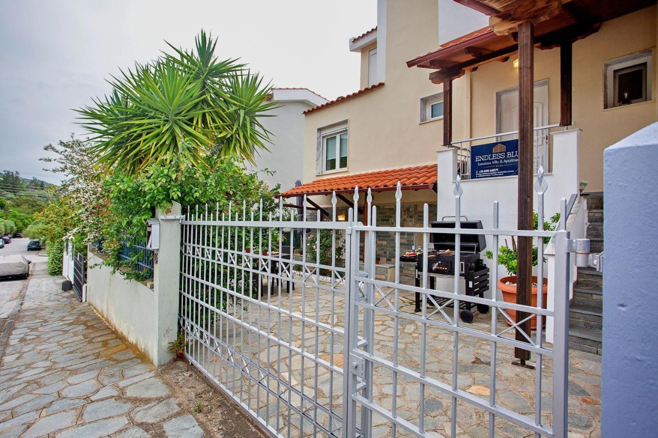 Villa Endless Blue Sunshine